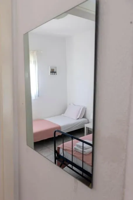 Seashell Apartment Next To The Beach Posidi